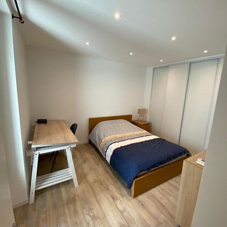 Le Coeur Du Port De Golfe Juan - Parking - Clim - Wifi Apartment Валорис Екстериор снимка